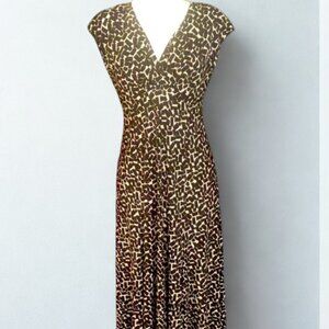 Beautiful JNY V-Neck Dress